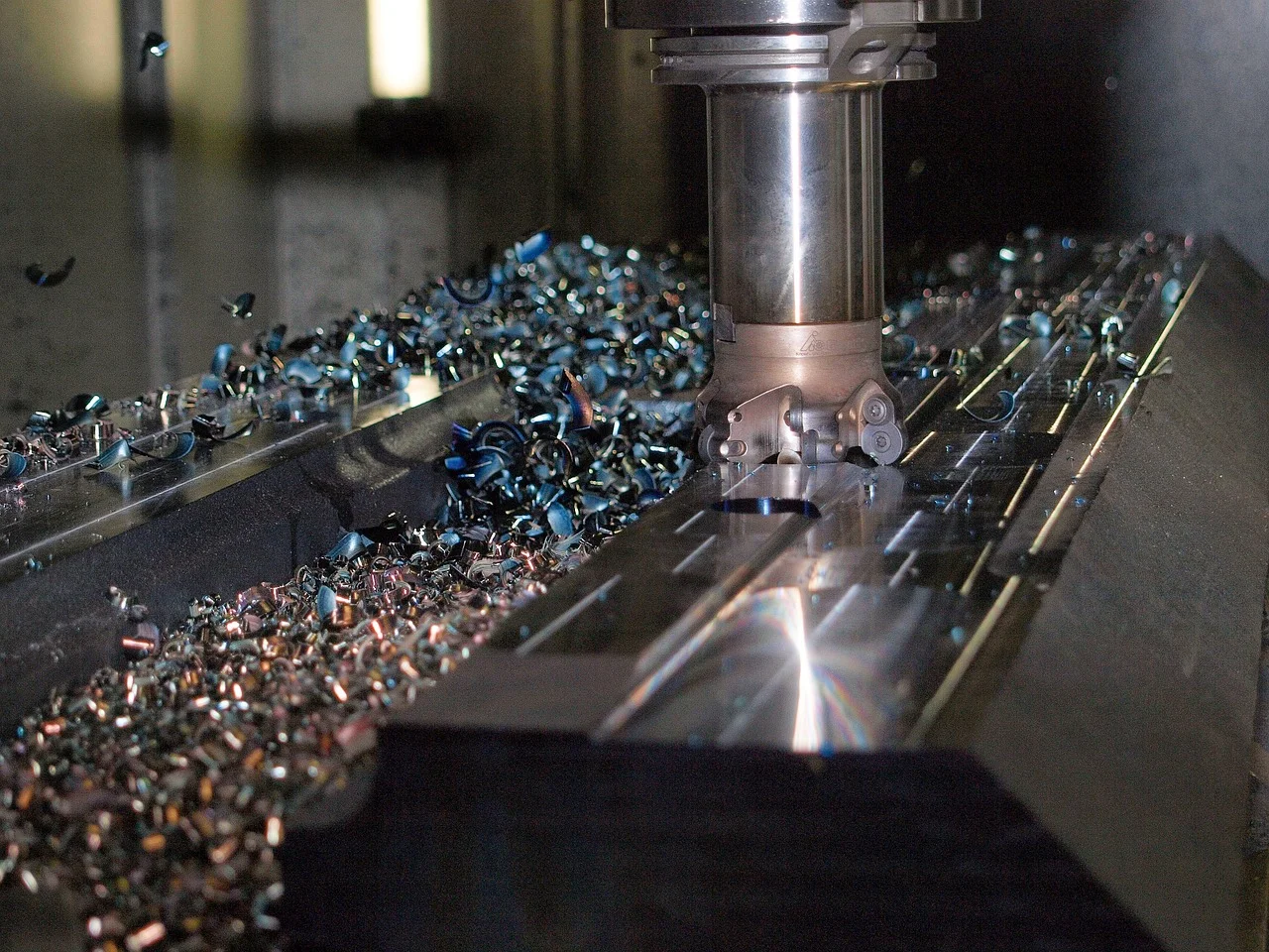 Nowoczesne technologie obróbki metali: frezowanie CNC, toczenie precyzyjne i EDM dla produkcji seryjnej