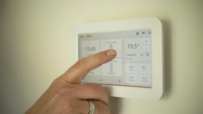 Nowoczesne rozwiązania elektryczne w inteligentnych domach
